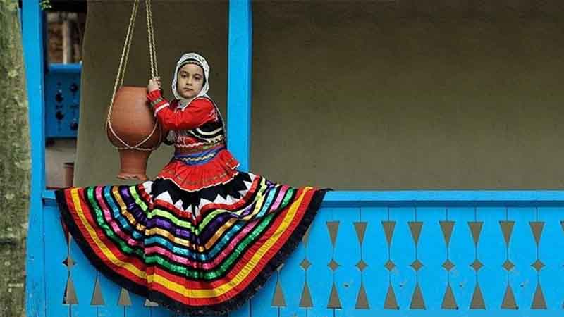 تنوع لباس کودک در اقوام مختلف